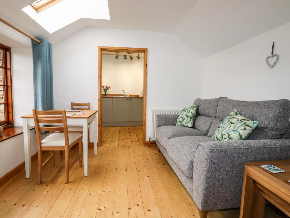 Little Orchard Barn Villa Сейнт Остел Екстериор снимка