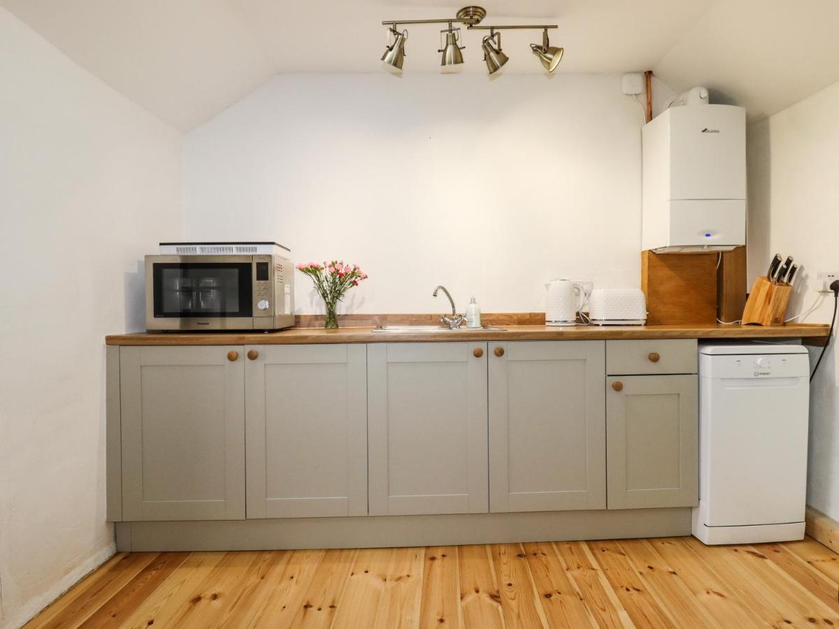Little Orchard Barn Villa Сейнт Остел Екстериор снимка